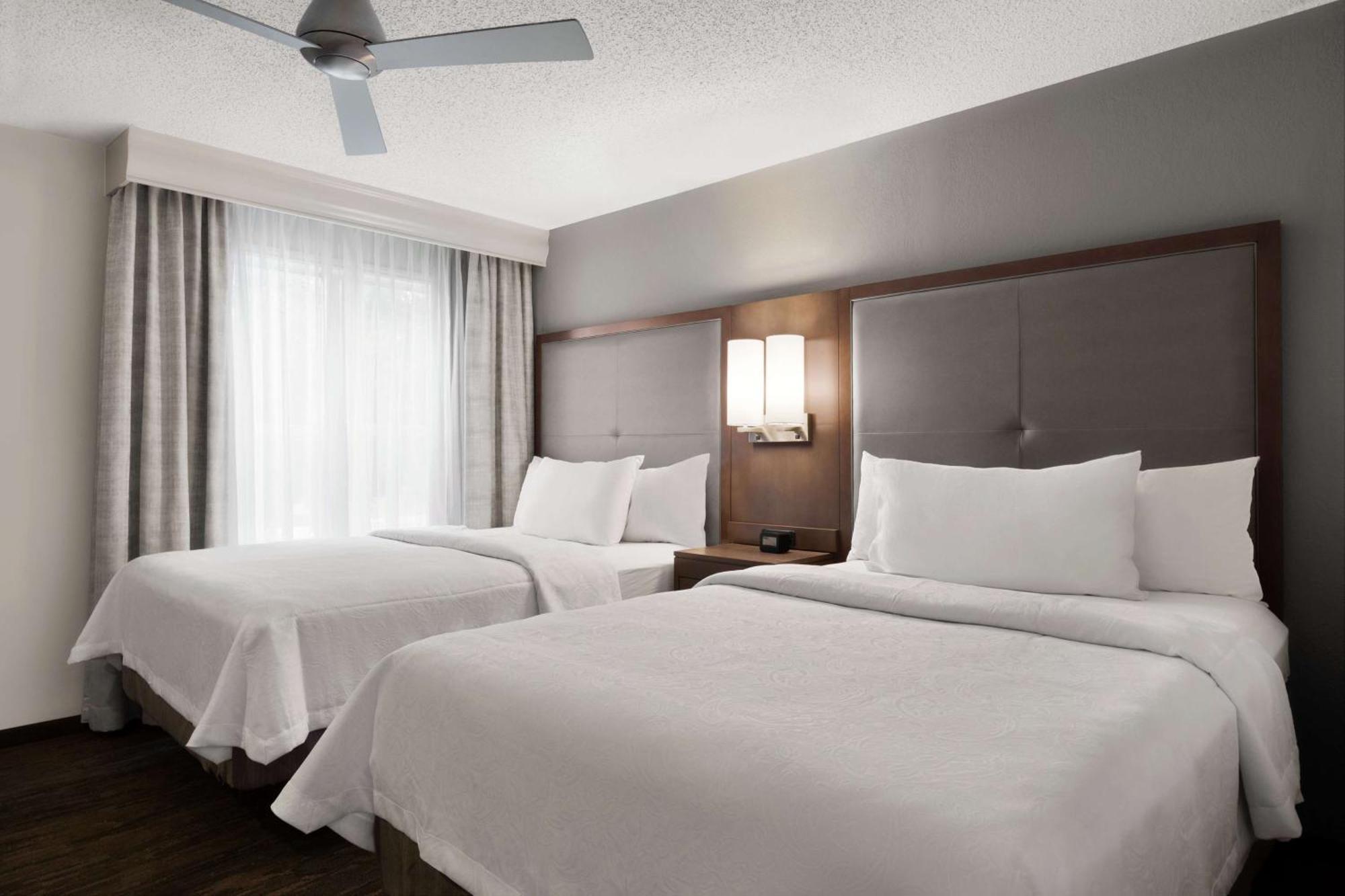 โฮมวูด สวีตส์ บาย ฮิลตัน ดัลลาส แอดดิสัน Hotel ภายนอก รูปภาพ